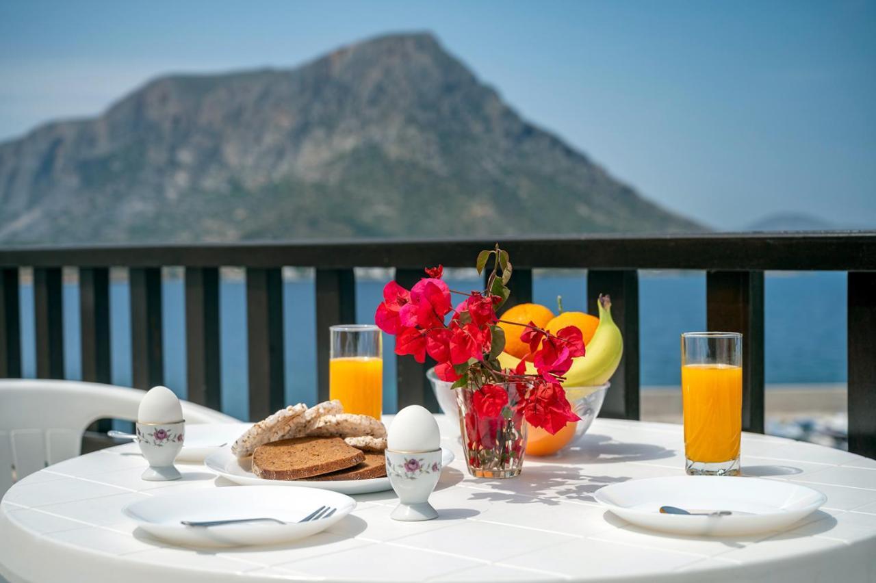 Pelagos Seafront Accommodation - Maria Myrties Екстериор снимка
