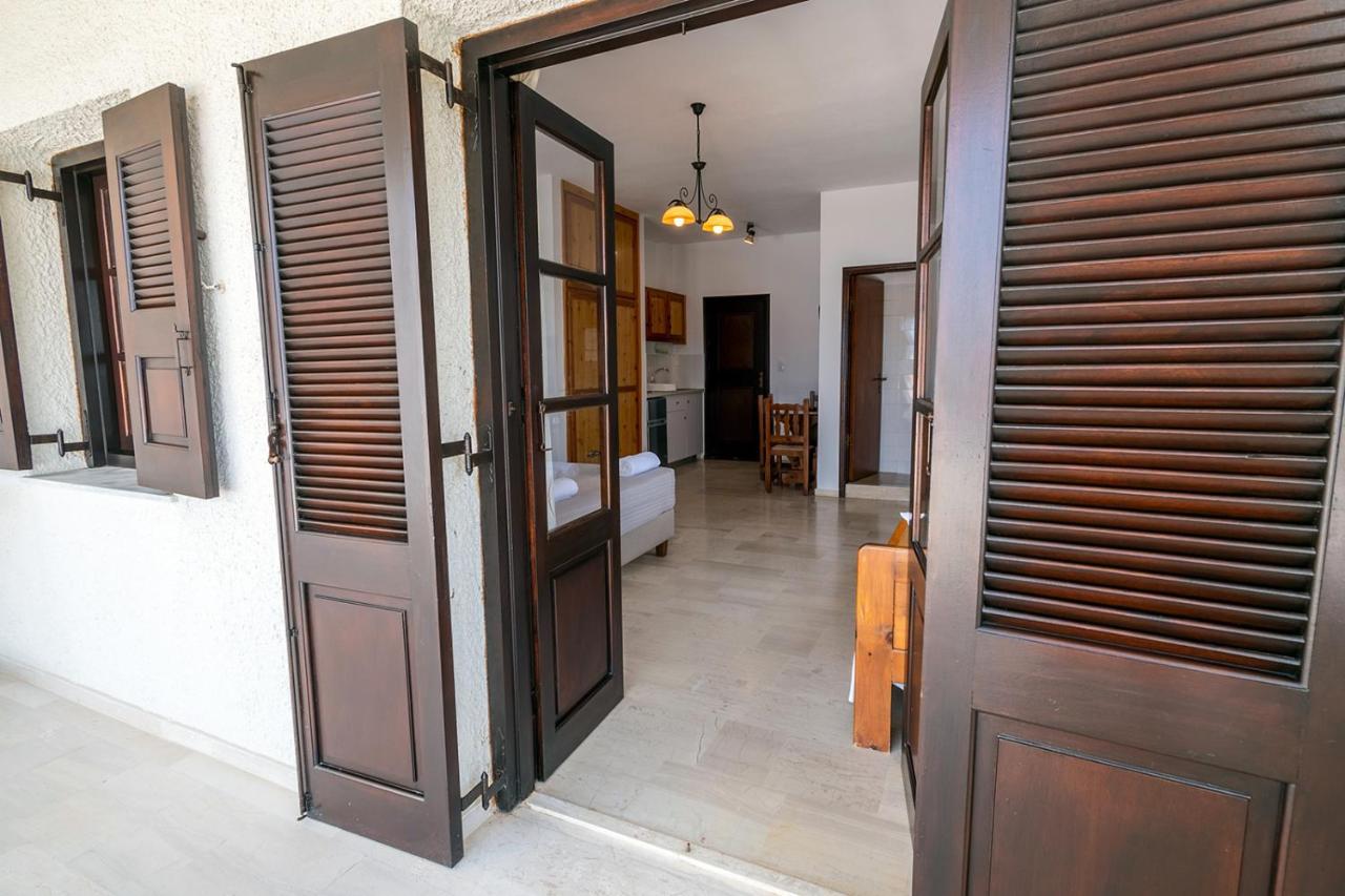 Pelagos Seafront Accommodation - Maria Myrties Екстериор снимка